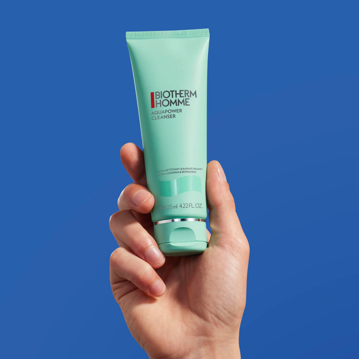 Biotherm Homme Aquapower cleanser face-foam shows soft texture and refreshing cleanse