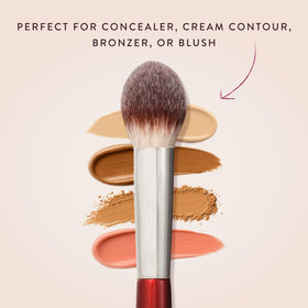 BK Beauty 110 Large Concealer Brush blends evenly to natural-looking skin.