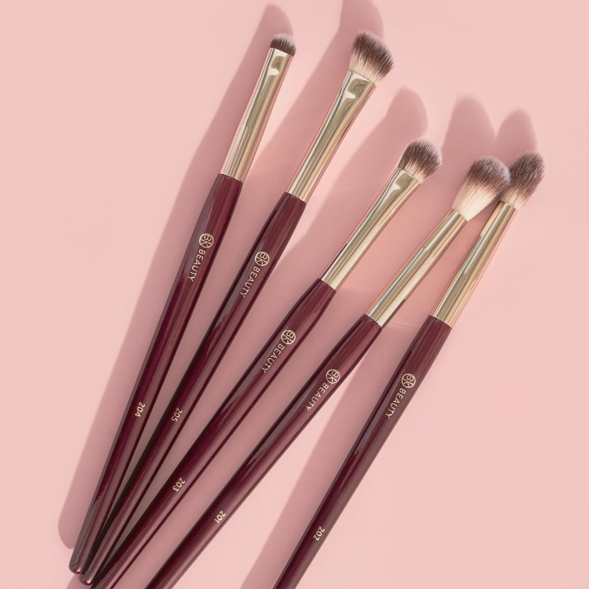 BK BEAUTY Essentials 205 Contoured Shader for brow bone highlight and precision