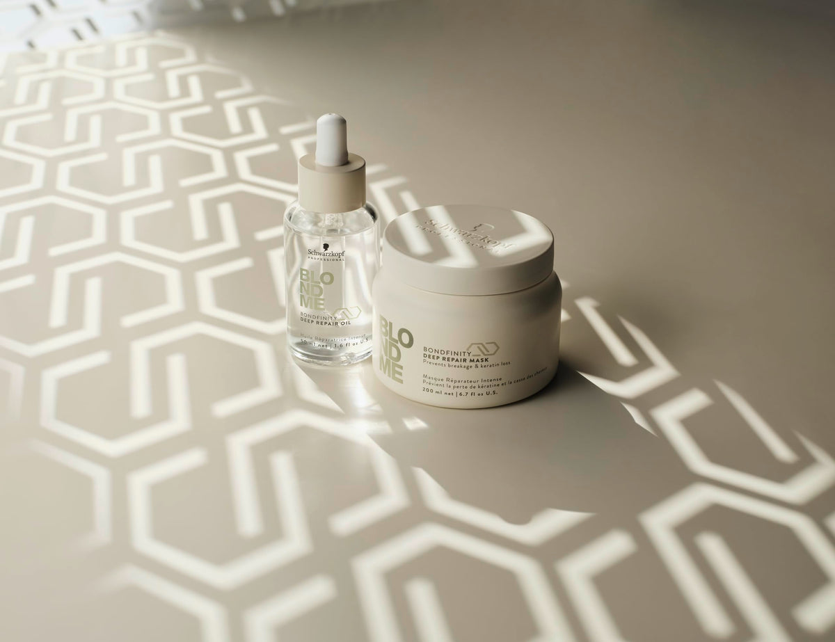 BlondMe Bondfinity Deep Repair Mask hands applying mask demonstrate easy post-bleach care for blonde hair.