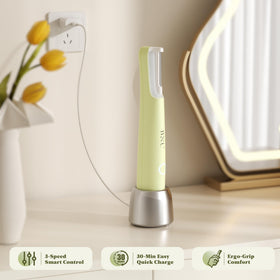 BNU Dermaplaning Tool Compact Design: portable and travel-friendly for daily routines