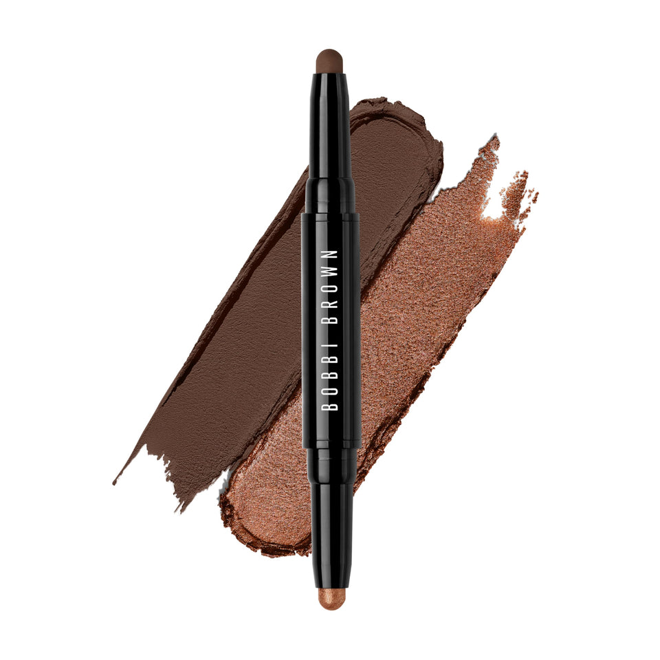 Bobbi Brown Dual-End Shadow Stick matte lid swipe delivers crease-resistant color.