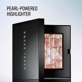 Bobbi Brown Highlighting Powder enhances cheekbone glow.