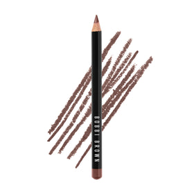 Bobbi Brown Lip Pencil Rum Raisin edge defines lips with a precise, natural line.