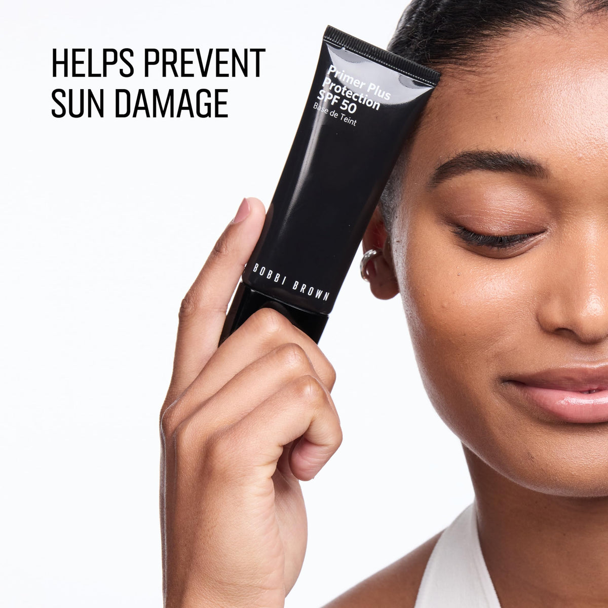 Bobbi Brown Primer Plus Protection SPF50 creates a primed, protected face finish.