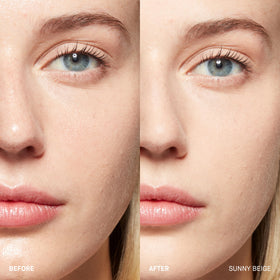 Bobbi Brown Sheer Finish pressed powder compact open highlights oil absorption and a soft, even finish.