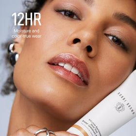 Bobbi Brown Vitamin Tint swirl demonstrates seamless shade blending