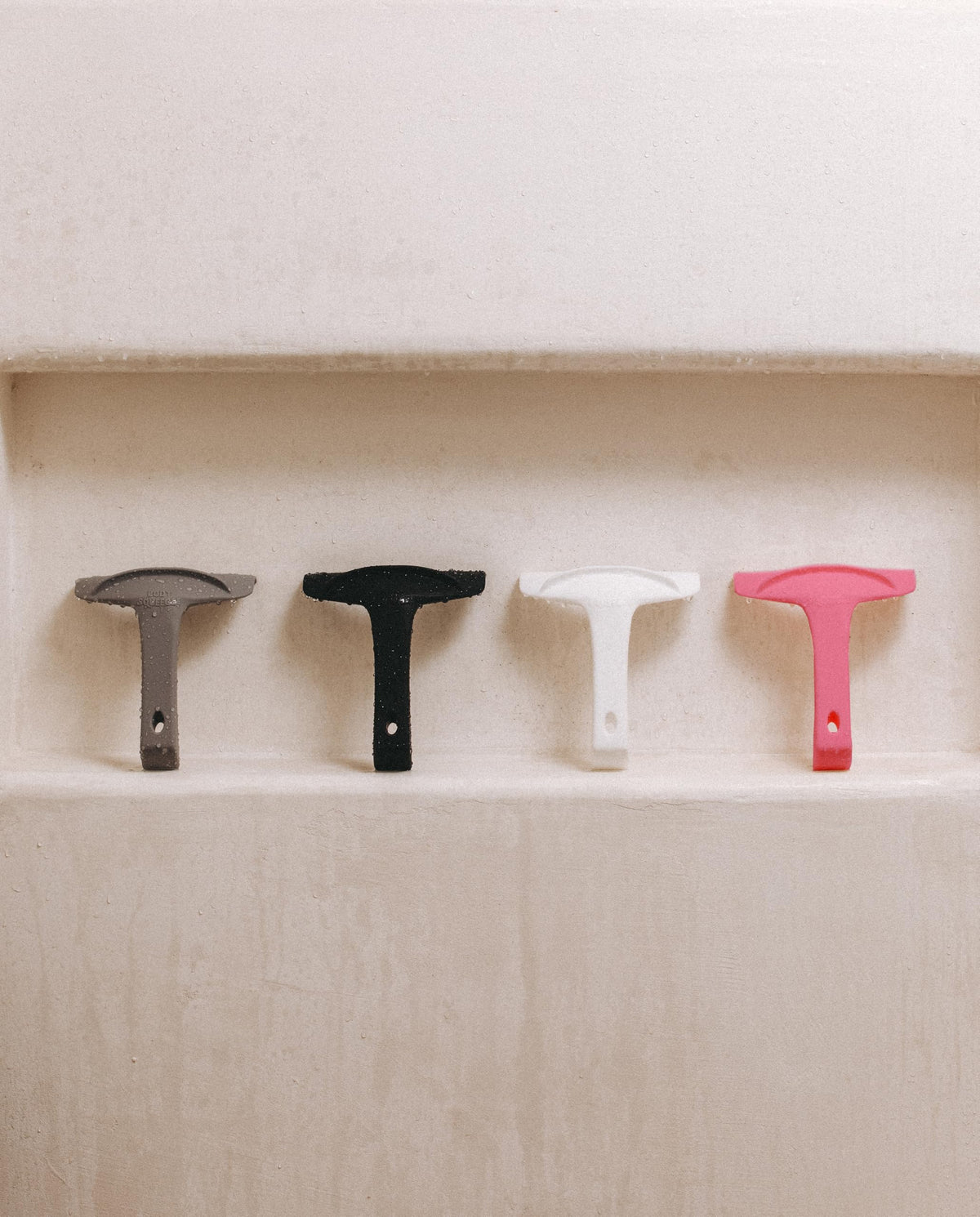 Body Squeegee fast post-shower drying tool reduces drip mess