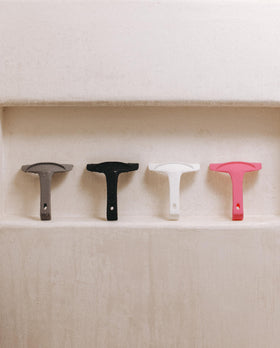 Body Squeegee fast post-shower drying tool reduces drip mess