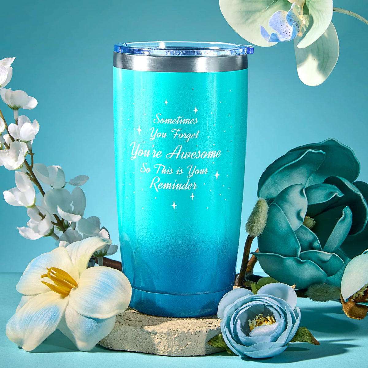 BodyRefresh jasmine candle creates a calming home ambience.
