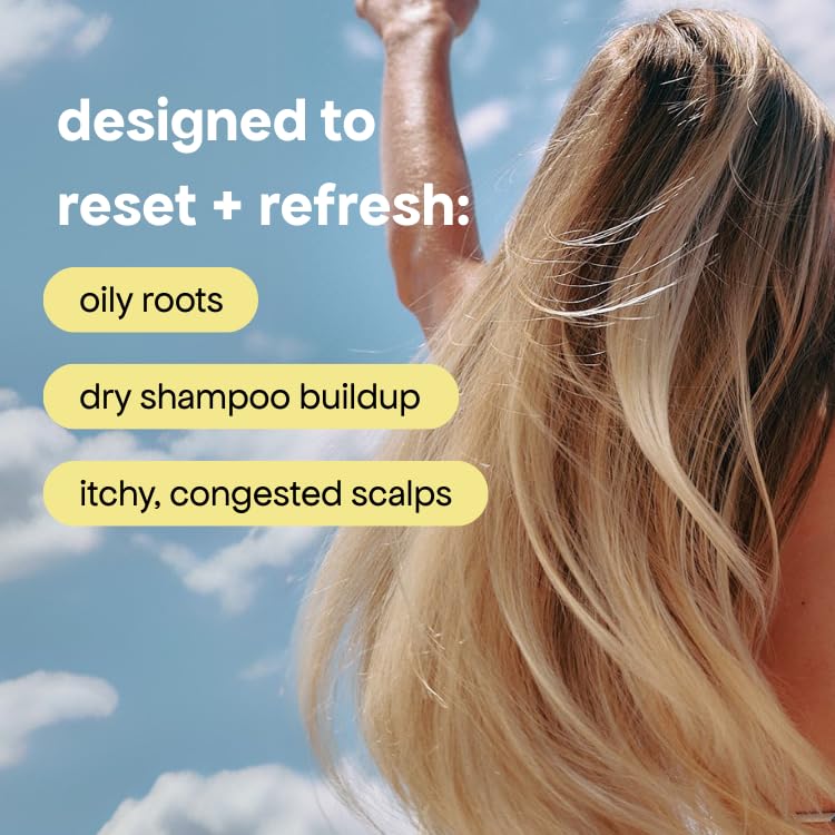 BondiBoost HG Clarifying Rinse texture swatch indicates lightweight hydration for all hair types.