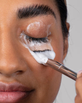 Borboleta Lash Bath Foam Cleanser closeup featuring silky foam and hydrating formula.