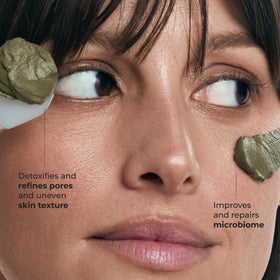 Borghese Advanced Fango Active Mud Musk clay swirl demonstrates detoxifying action.