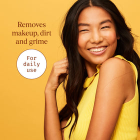 Botanic Tree Vitamin C Face Wash after-use glow on refreshed skin.
