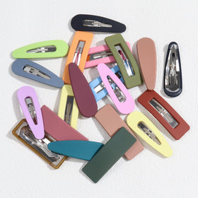 B.PHNE 2.1-inch barrettes sized for thick, thin, curly, straight hair.