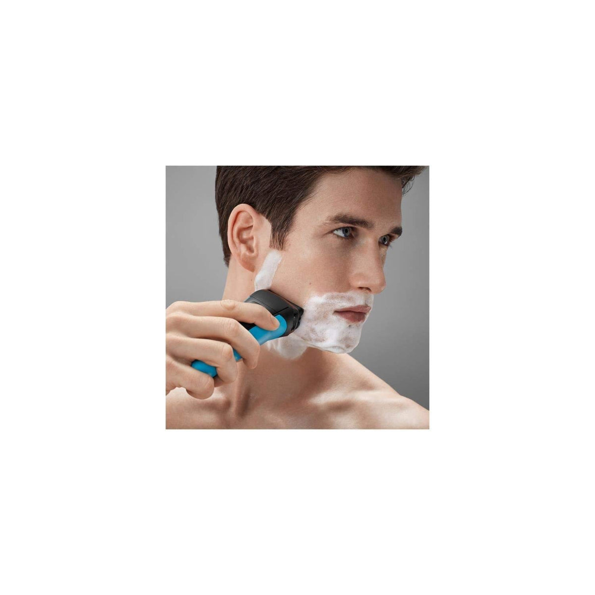 Braun shaver replacement cassette image highlighting easy snap-in fit