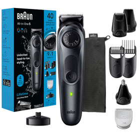 Braun Series 5 5490 charging stand for easy cordless charging.