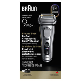 Braun Series 9 PRO+ travel kit with extra head for on-the-go