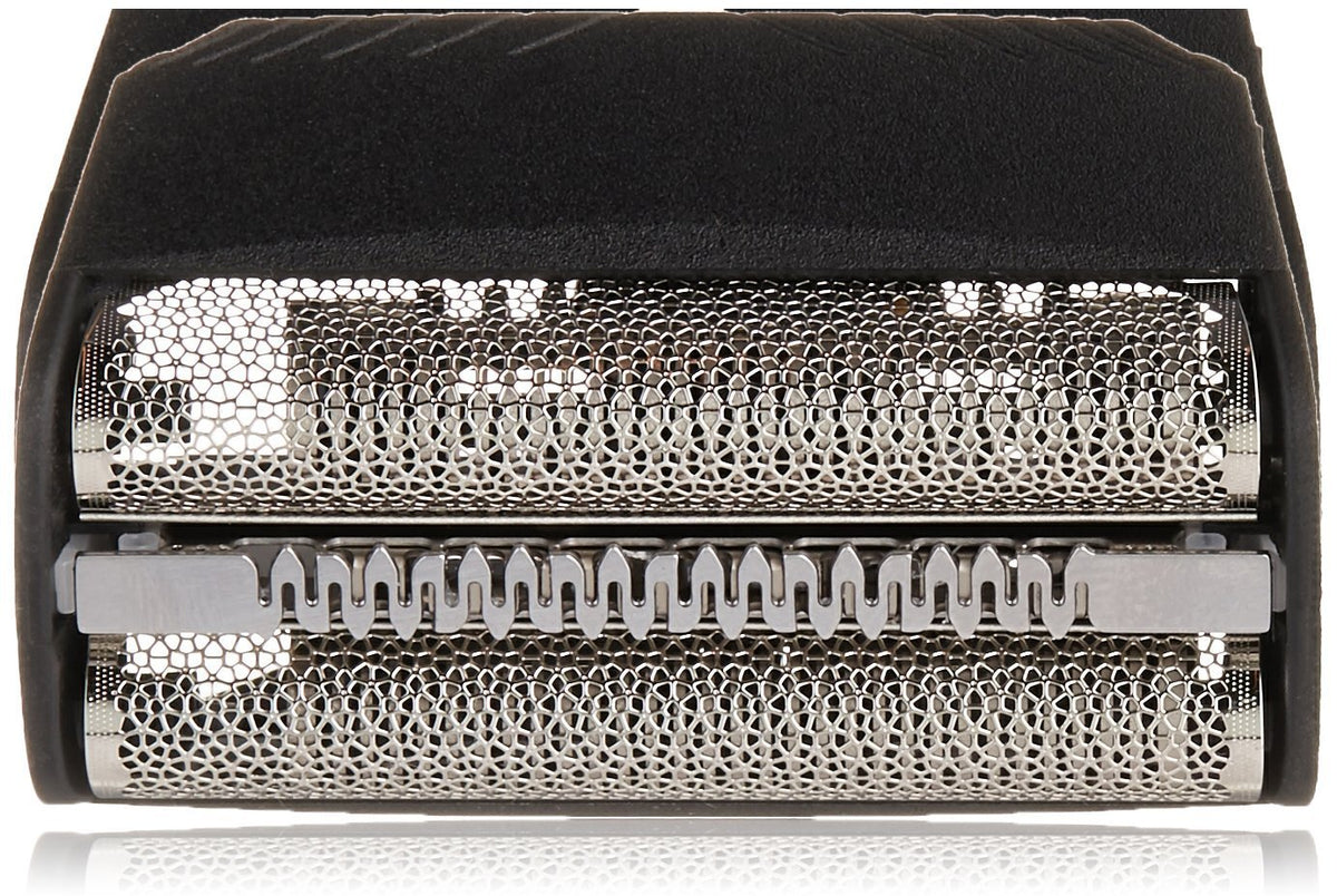 Braun Series 3 30B replacement head closeup boosts shaving performance.