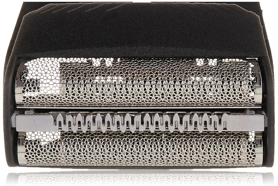 Braun Series 3 30B replacement head closeup boosts shaving performance.