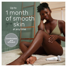 Braun Silk-épil 9 40 MicroGrip tweezers lift hairs to 0.5mm.