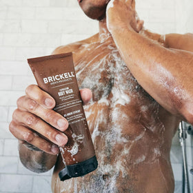 Fresh mint scent enhances post-shower refresh with Brickell wash