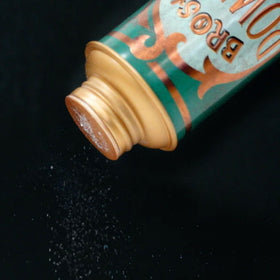 BROSH Powder Magic Pomade hold demonstration, durable yet flexible throughout the day