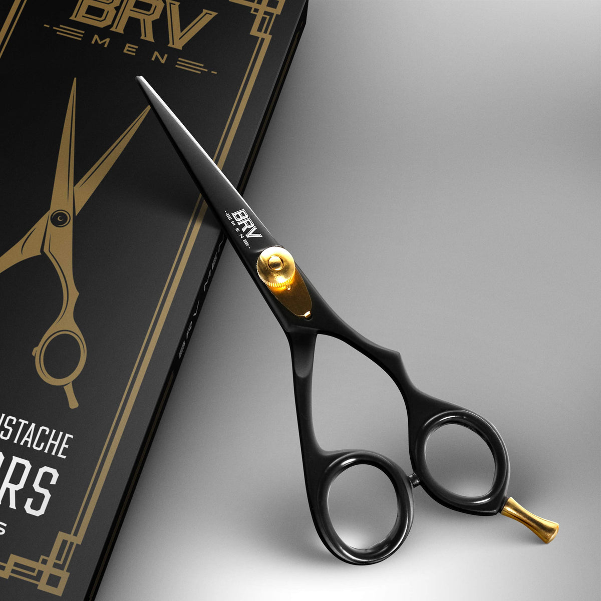 BRV MEN high-carbon stainless steel blade delivers durable, sharp performance.