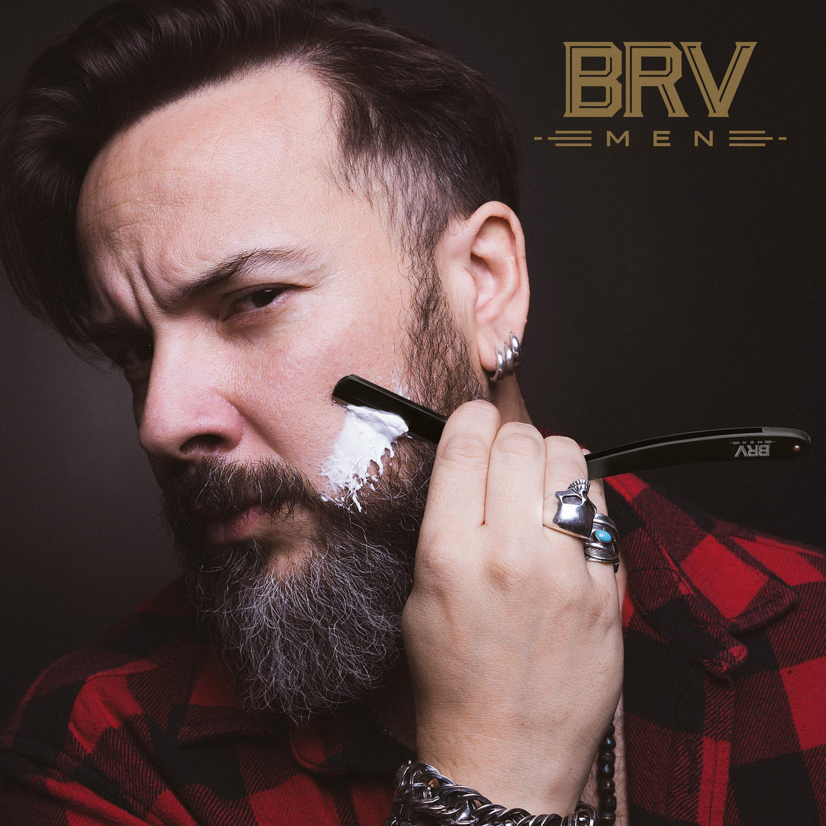 BRV MEN razor in black matte finish with a sleek profile