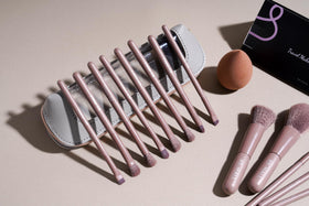 BS-MALL brown travel case keeps brushes organized on the go