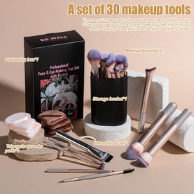 BS-MALL six triangle puffs for easy blending and multi-use precision.