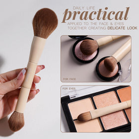 BS-MALL bronzer brush to sculpt and define softly