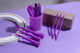 BS-MALL ergonomic-handle makeup brushes for precise control.