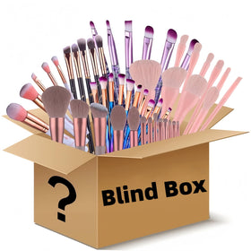 BS-MALL XL Beauty Box brushes and sponges arranged for seamless daily makeup.