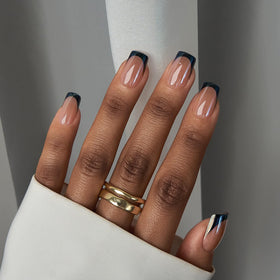 BTArtbox Braveheart black chrome tips close-up showing bold style.