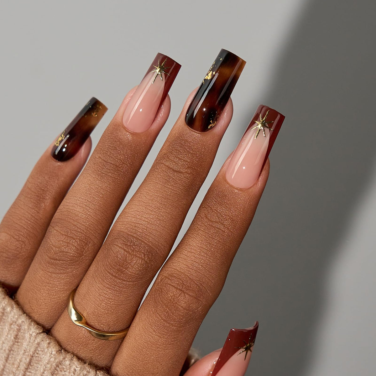 BTArtboxnails skin-tone square nails provide a natural-looking long finish.