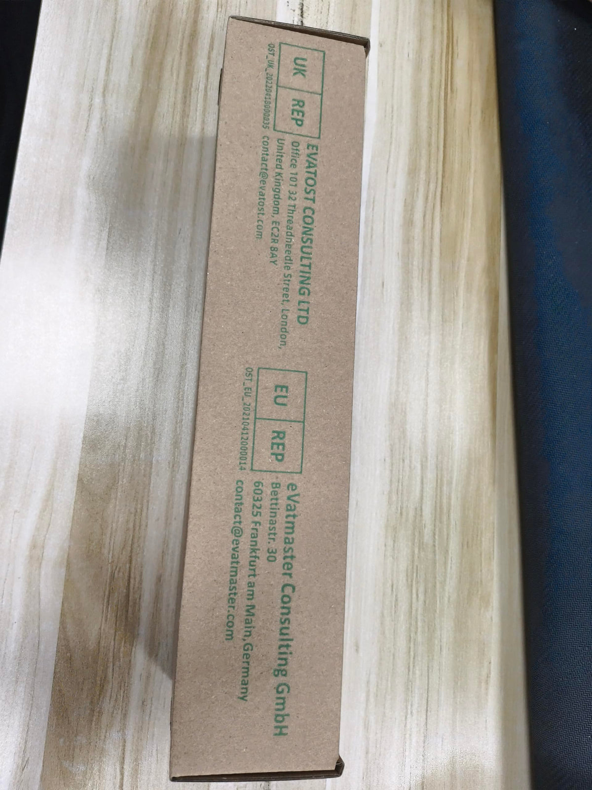 BTideas anti-slip removable handle ensures secure use even when wet.