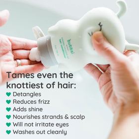 Bubbsi Coconut Oil Conditioner refillable 32oz bottle, eco-friendly option for families.