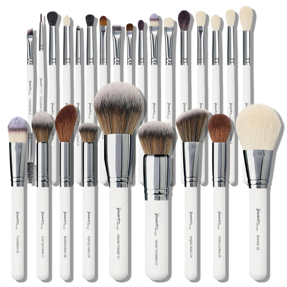 Bueart Design 26-piece brush set for flawless makeup application.