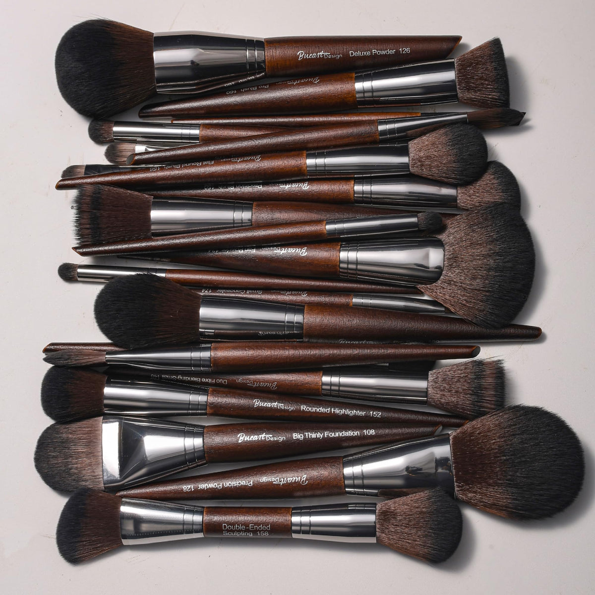 Bueart Design foundation brush for flawless base application