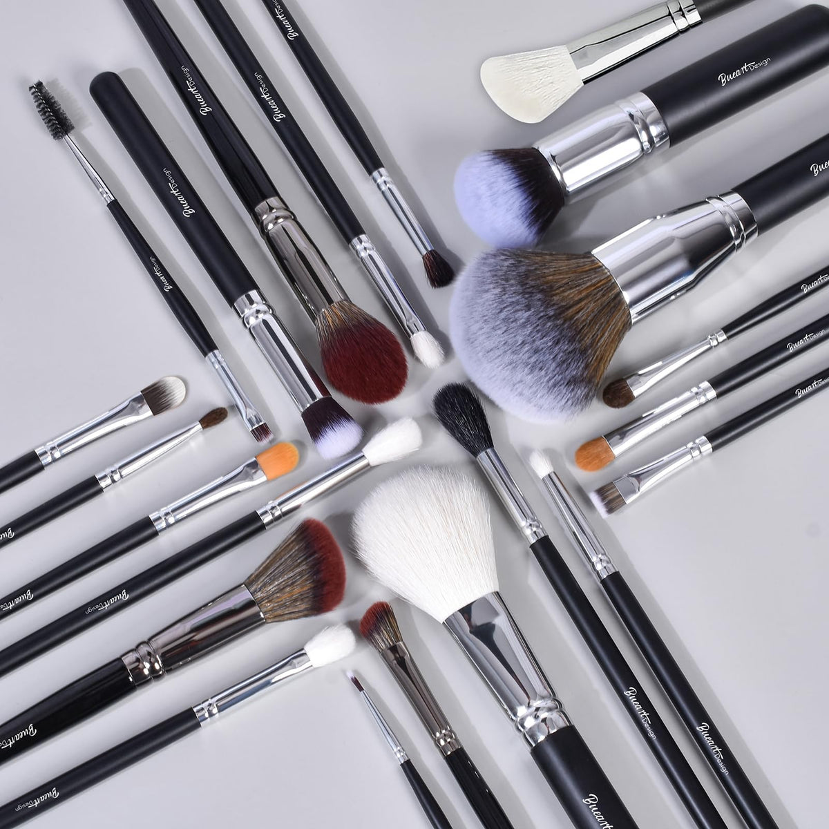 Bueart Design labeled brush set makes learning each tool easy.