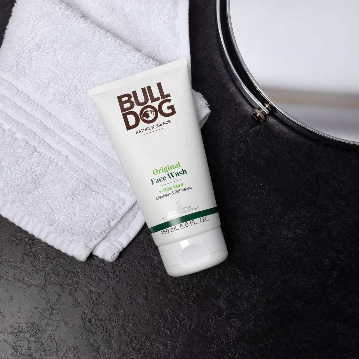Bulldog Original Face Wash green tea refreshes skin with gentle antioxidants