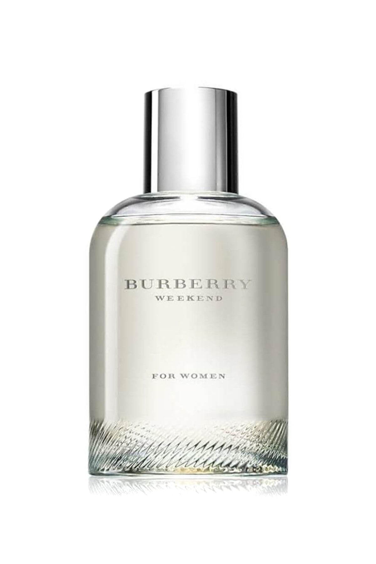 Burberry Weekend notes close-up, highlighting the floral profile for daytime use.