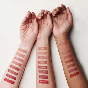 butter LONDON Plush Rush application demonstrates precise lips and long-wearing comfort