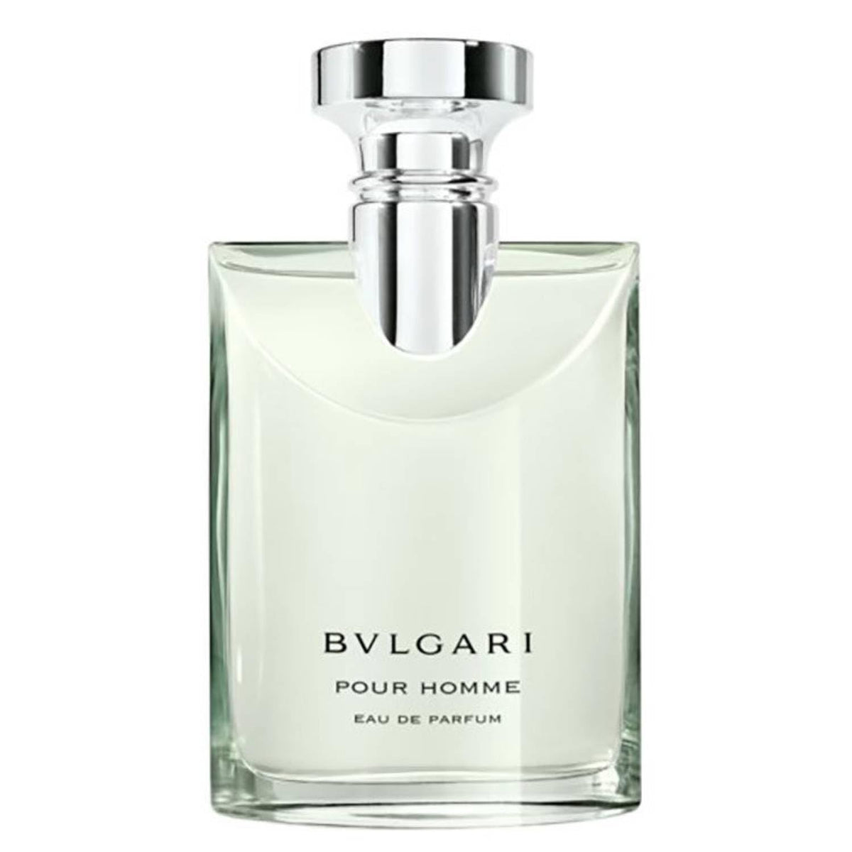 BVLGARI Pour Homme close-up highlights tea notes evocative of elegance.
