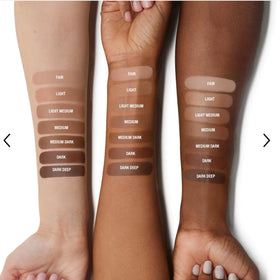 BY MARIO SoftSculpt Shaping Stick Medium five-nubs head enhances even product pickup.