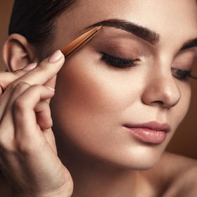 By MILLY Pointed Tweezers ideal for eyebrows and facial detailing