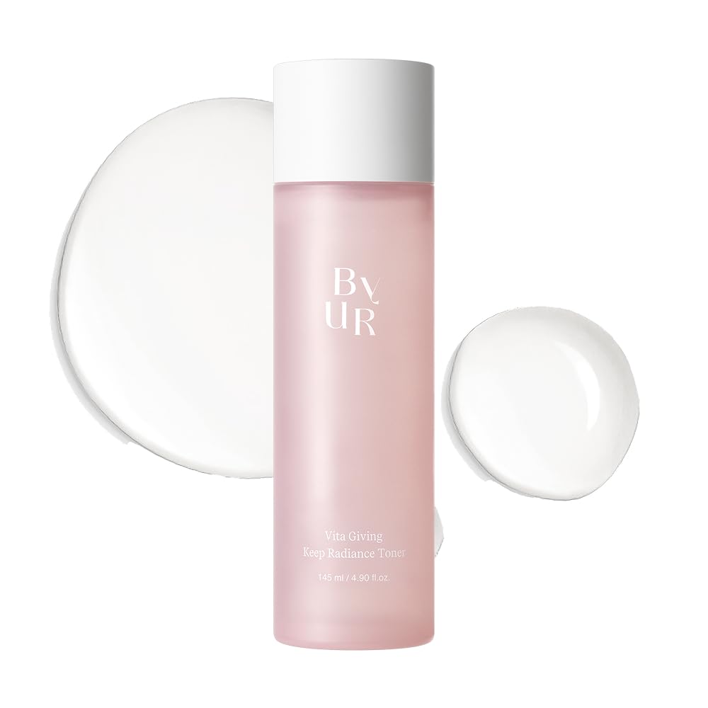 ByUR Vita Giving Keep Radiance Toner bottle promotes brightening and hydration.