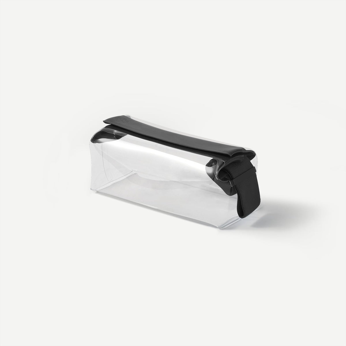 Cadence Parcel clear kit with magnetic closure for quick access on the go