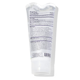 California Baby California Kids Sunscreen arm application demonstrates easy, gentle coverage for small arms.
